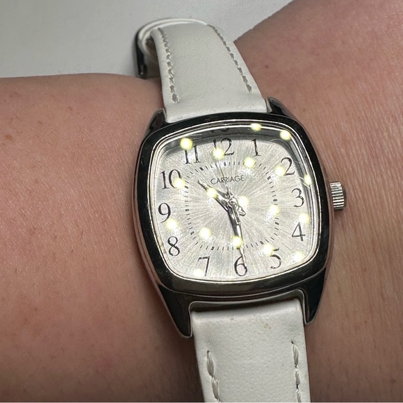 Carriage by timex white leather watch band - Picture 4 of 13